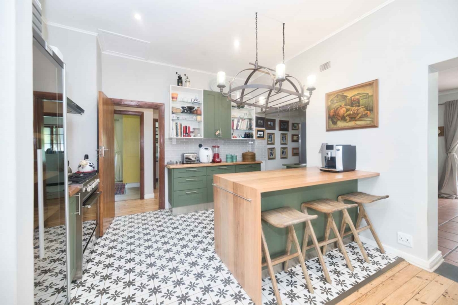 3 Bedroom Property for Sale in Northcliff Western Cape